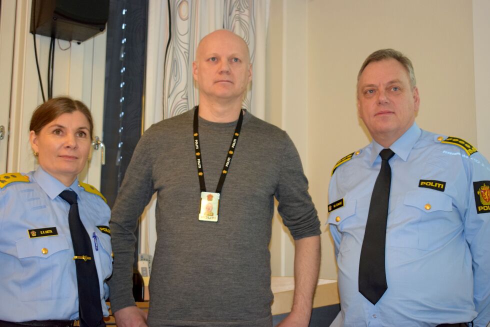 Politimester Ellen Katrine Hætta, politioverbetjent Steve Nielsen og politinspektør Morten Daae lover fortsatt prioritering av overgrepssaker.
 Foto: Birgitte Wisur Olsen