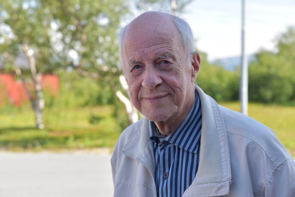 Hjalmar Salamonsen ble helbredet etter mange år med smerter og vanskeligheter med å spise. Foto: Kristin Humstad