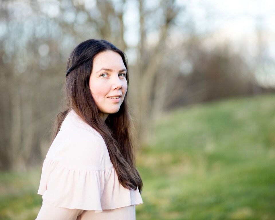 Kajsa Sogn Balto er for mange kjent som tidligere koordinator ved Samisk hus i Oslo. Nå gir hun også ut sanger.
 Foto:  Vidar Langeland