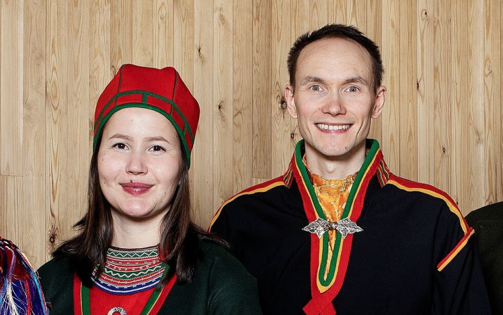 Rådsmedlemmene Maja Kristine Jåma har ansvar for blant annet kultur og Runar Myrnes Balto har ansvar for økonomi.
 Foto: Árvu/Sametinget