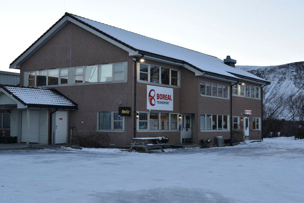 Walsøe er lite fornøyd over at passasjerene ble overlatt til seg selv da bussen ble innstilt, og mener at Boreal Buss har mye å lære om kundeservice.
 Foto: Kristin Humstad