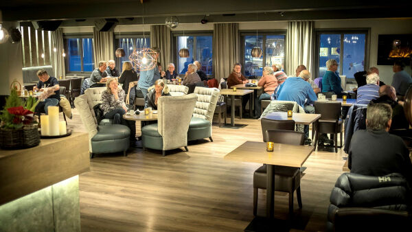 Tradisjonsrike Corner Spiseri til salgs