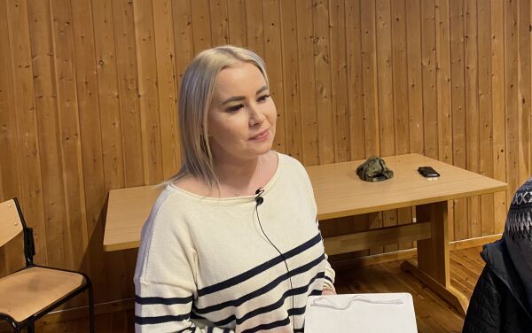 Går av som fylkesråd