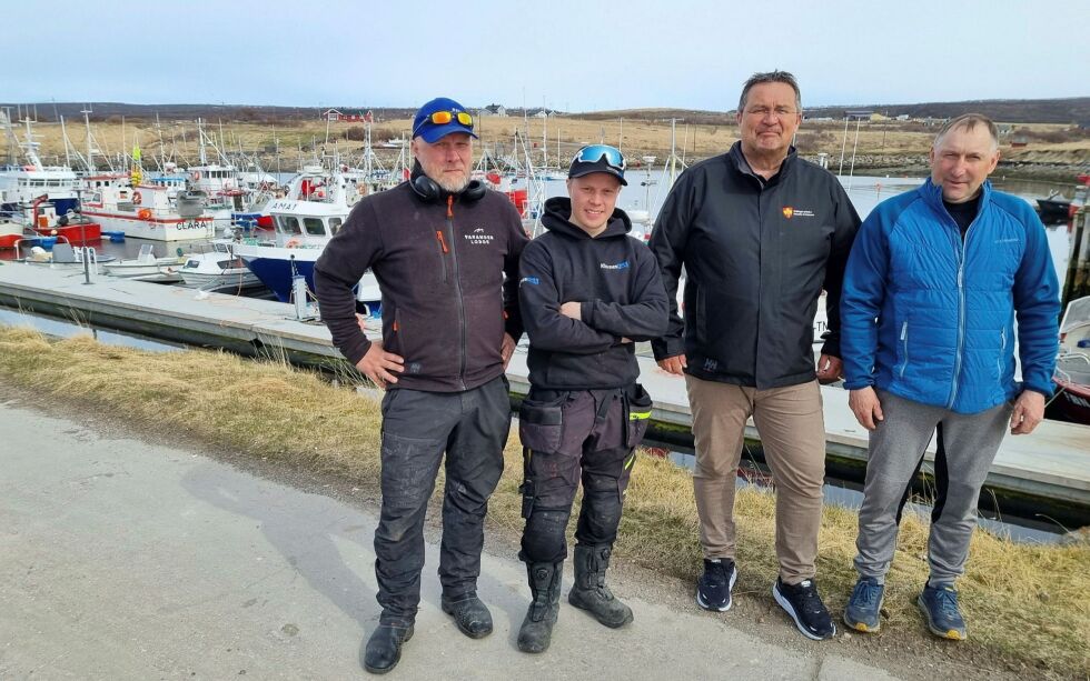Edgar Olsen (fra venstre), Ørjan Mikkelsen Trane, ordfører Knut Store og Tor Oskar Mathisen er enige om at det nå er stort behov for flere båtplasser i havna i Nesseby.
ALLE FOTO: TORBJØRN ITTELIN