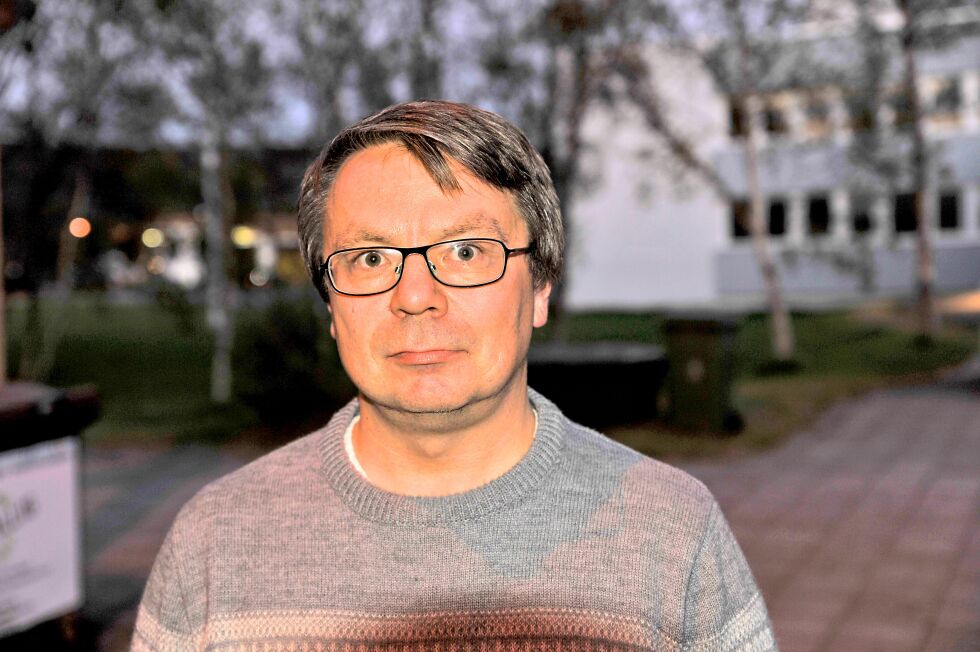 Per Ivar Stranden leder Tana kommunes arbeid med å videreutvikle den selvmordsforebyggende planen.
 Foto: Karsten Ugelvik