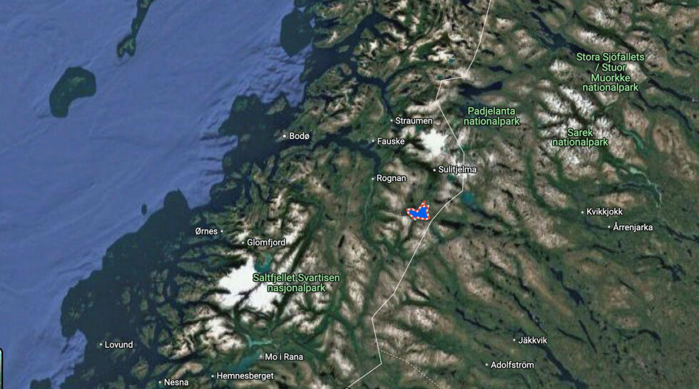 Det var her, ved Balvatnet, sneskredet gikk og tok 50 rein.
 Foto: Googlekart
