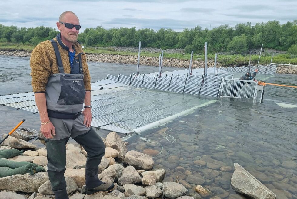 Raymond Jørgensen håper og tror det gode arbeidet som ble gjort i 2023 med å ta ut pukkellaks fra Jakobselva vil betale seg i år.
 Foto: Torbjørn Ittelin