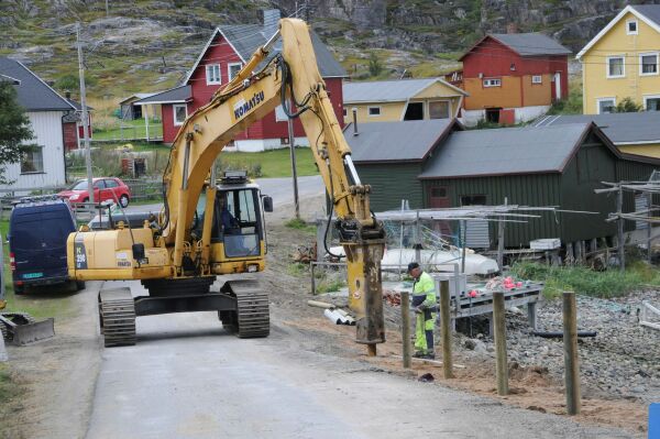 Omlegging og rekkverk i Bugøynes