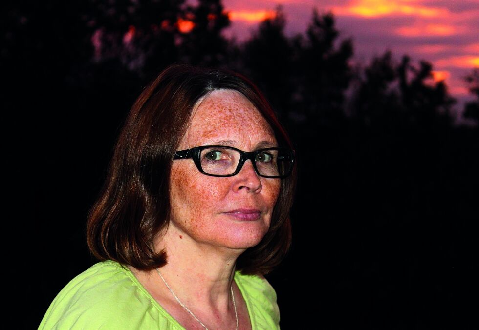 – Jeg synes det er viktig at det gies ut samiske barnebøker fra kysten, sier forfatter Signe Iversen fra Nesseby.
 Foto: Rolf Larsen