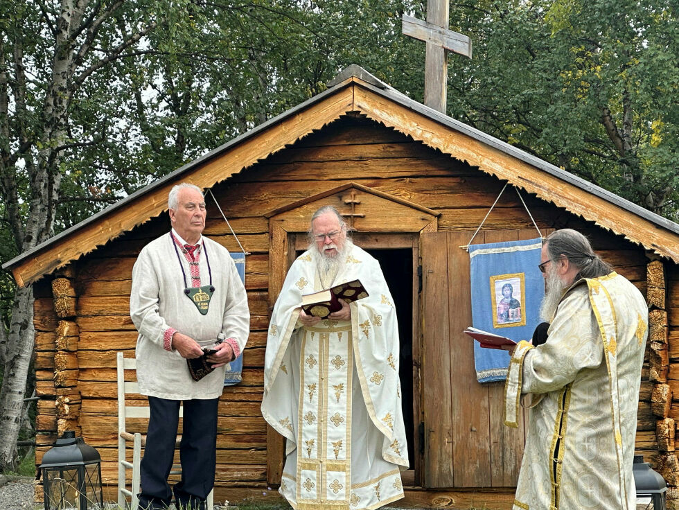 Fader Johannes messer dagens tekst som var fortellingen om da Jesus møtte Marta og Maria, slik det blir fremstilt i evangeliet etter Lukas.
 Foto: Torbjørn Brox Webber