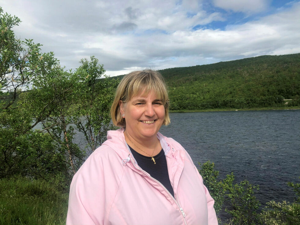 Rådgiver Hege Persen ønsker internasjonale forskningsmiljø velkommen til Tana for å ta tak i problemstillinger knyttet til klimaendringer i lokalsamfunnet.
 Foto: Birgitte Wisur Olsen