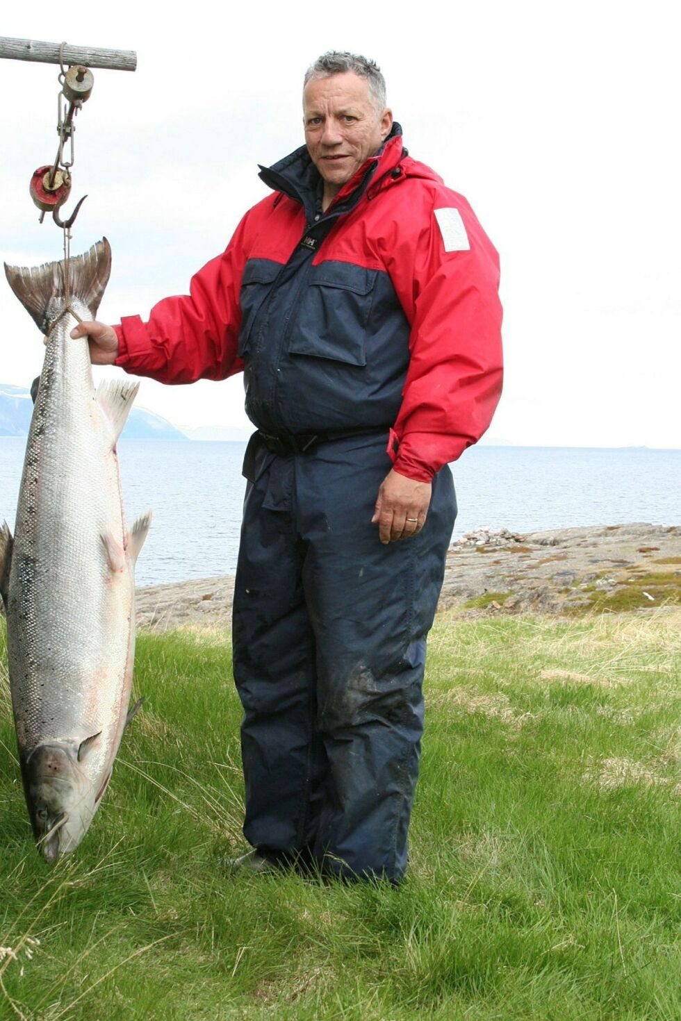Arne Josvald Sab­ba­sen har fisk­et laks i Gav­es­luft/Gá­ves­luok­ta i Tana fra 1985 til 2020. Privat foto