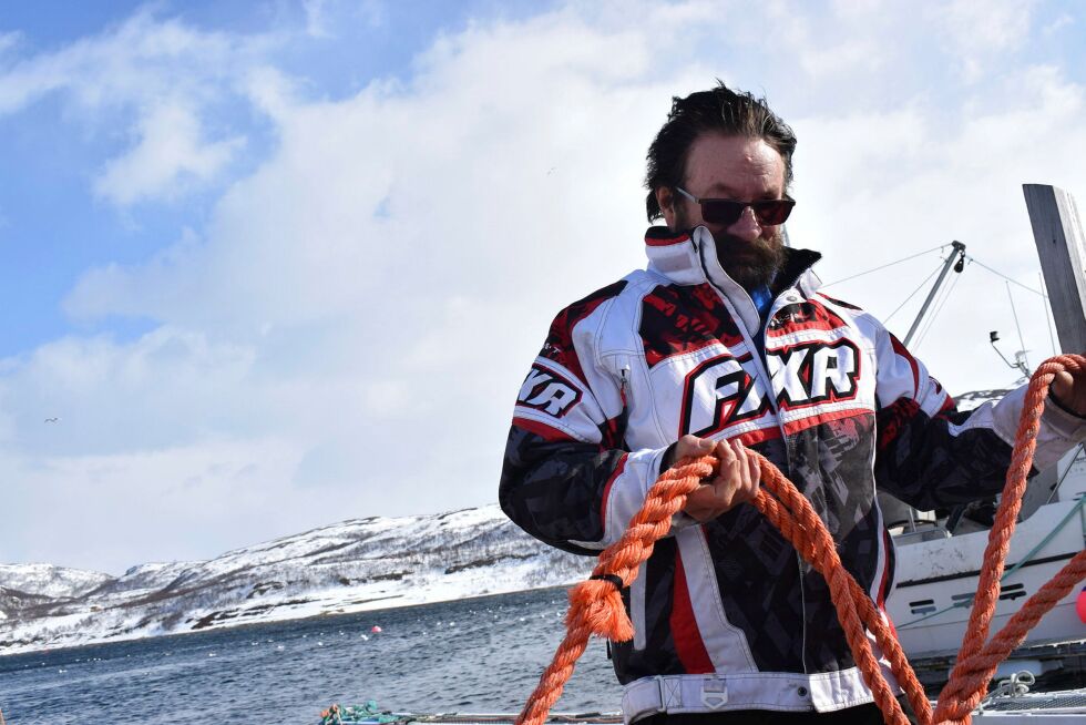 Bjarne Johansen mener pukkellaksen burde tas i sjøen.
 Foto: Birgitte Wisur Olsen