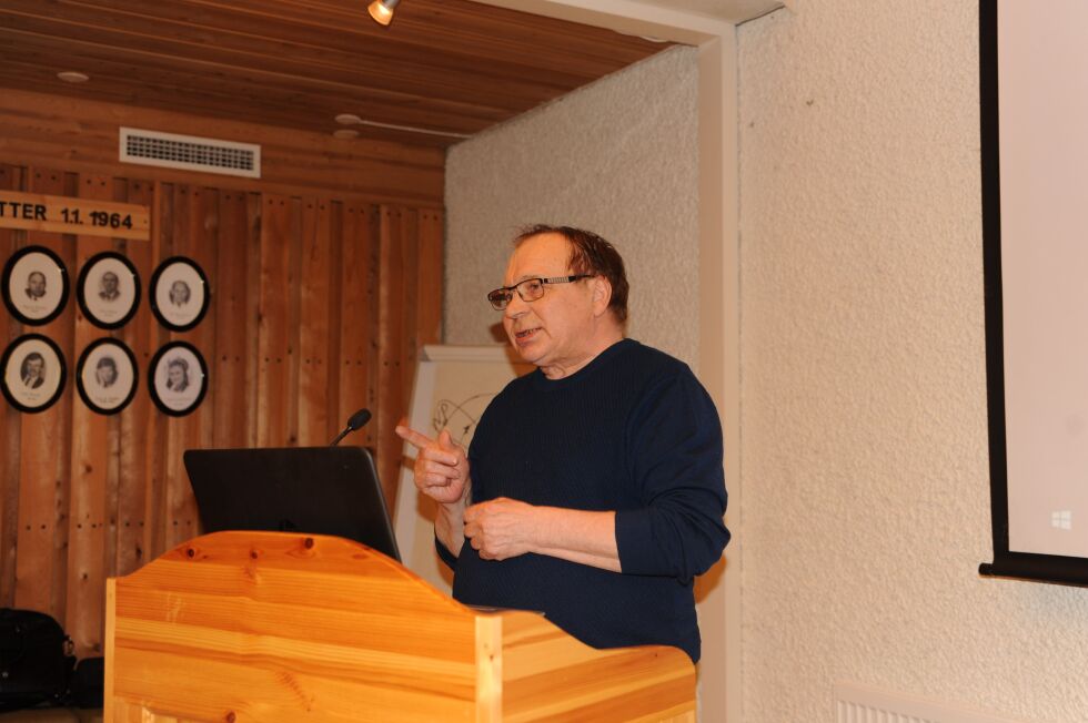 TF-leder Reidar Varsi påpekte at tanaloven tilsier at rettighets­haverne skal utforme og styre forvaltningsplanen for vassdraget, mens det motsatte har skjedd.
 Foto: Birgitte Wisur Olsen