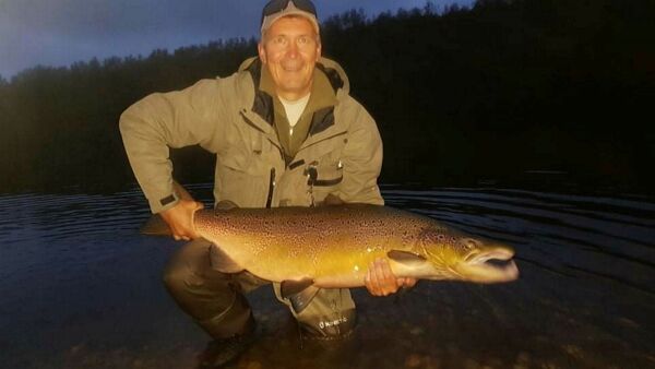 Slapp storlaksen ut
