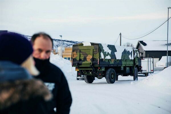 Patruljerer Putins grense med pesk og sleder fra Tana