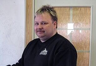 Ønsker Nussir velkommen:  Svend Ingvar Hoel Larsen er styreleder i Maskinentreprenørenes Forbund avdeling Finnmark.
 Foto: Larsen maskin og transport as