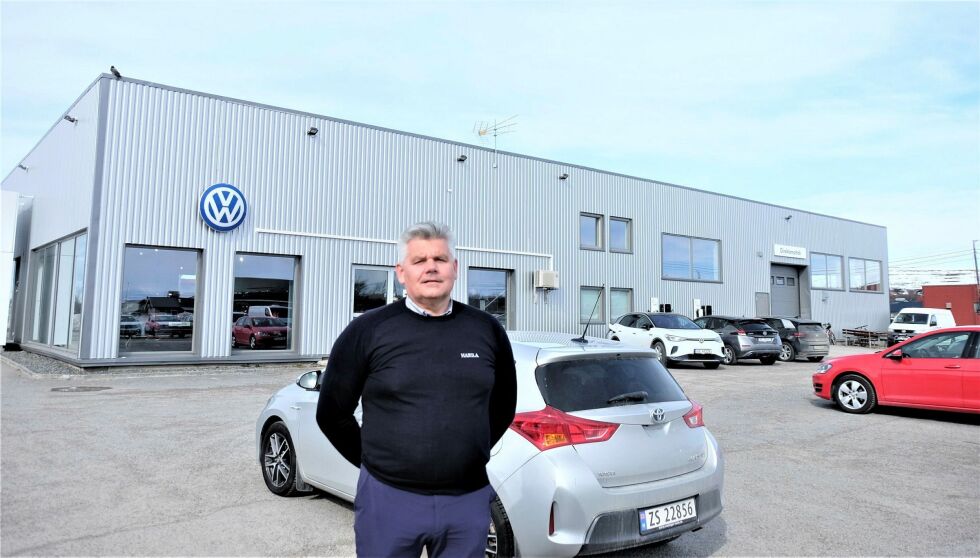 Hans Andreas Kristiansen sier Harila Vadsø AS nå skal utvide sitt Volkswagen-anlegg.
 Foto: Bjørn Hildonen