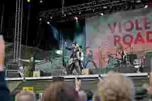 Violet Road tilbake til  Midnattsrocken
