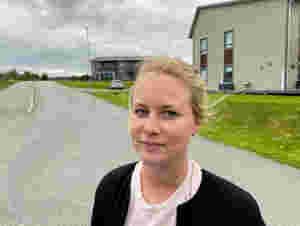 Vil ha språksenter og møteplass først