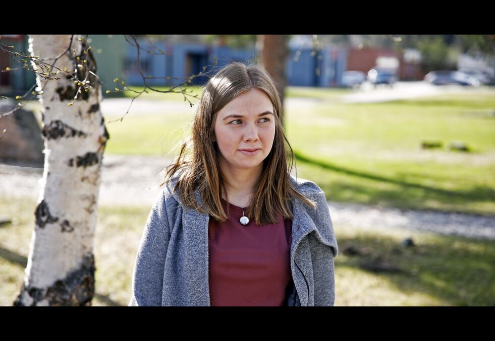 Pårørende, Signe Susanne Nedrejord, er bestemt på at kommunen må øke bemanningen og rekruttere flere samisktalende sykepleiere og hjelpepleiere. Torsdag fra klokken ni til halv ti vil de pårørende være til stede under kommunestyremøtet i Karasjok.
 Foto: June  Helén Bjørnback