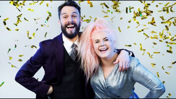 Tommel opp fra programlederne