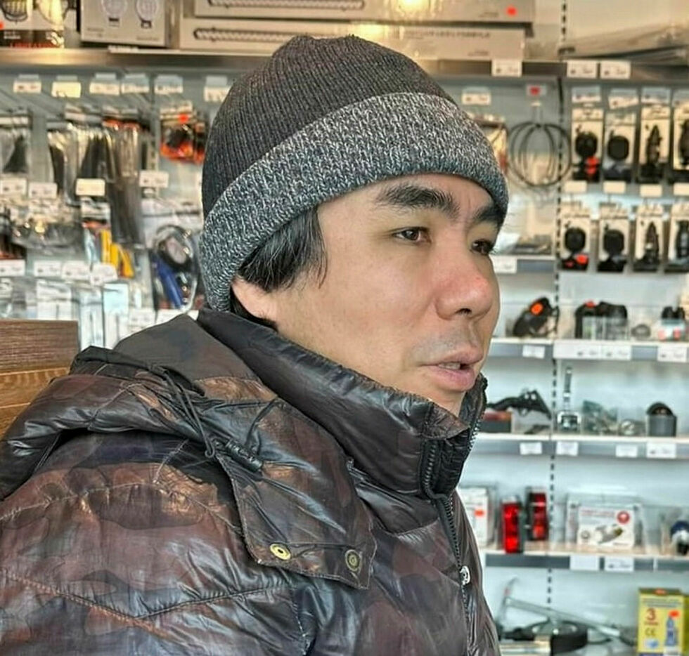 Kurage Kohji fra Japan underviser i samisk i Karasjok.
 Foto: Anders Henriksen