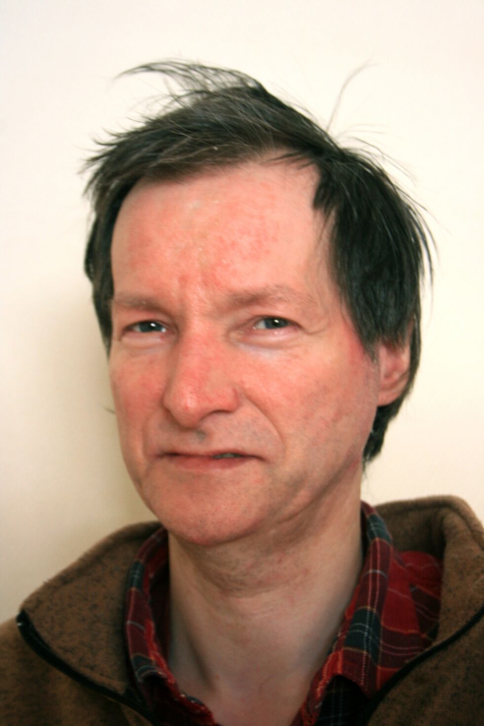 Kunstneren Oddvar Aslaksen.
 Foto: Anthon Sivertsen