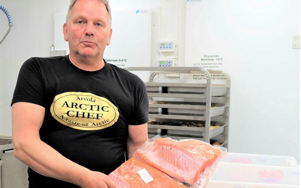 Stig Arvola mener stillehavslaksen har et stort potensial til å bli et stort kommersielt salgsprodukt.
 Foto: Bjørn Hildonen