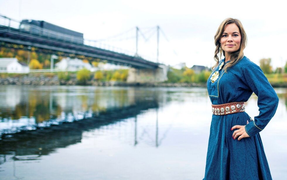 Anja Guttorm Graven har startet det første samiske PR-byrået House of Sápmi AS. Graven mener kulturforståelse er undervurdert. Hun kan de kulturelle kodene, både i det samiske og det norske samfunnet. Pressefoto: Rino Engdal