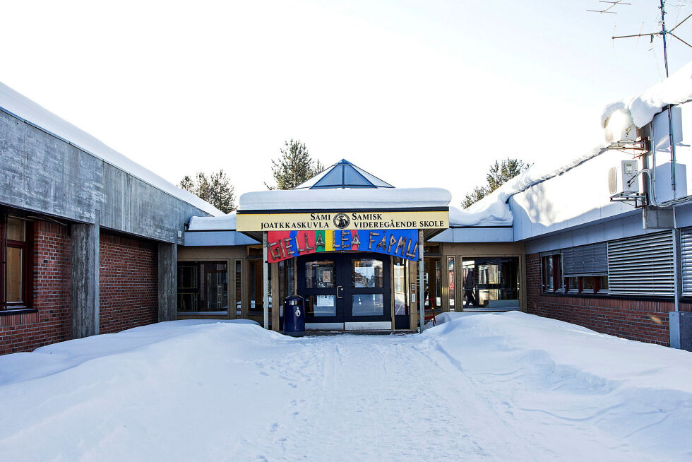Samisk videregående skole i Karasjok. Nå er eierne i Udir stasjonert i Oslo. Fra 2025 kommer de litt nærmere, i Tromsø.
 Foto: June Helén Bjørnback