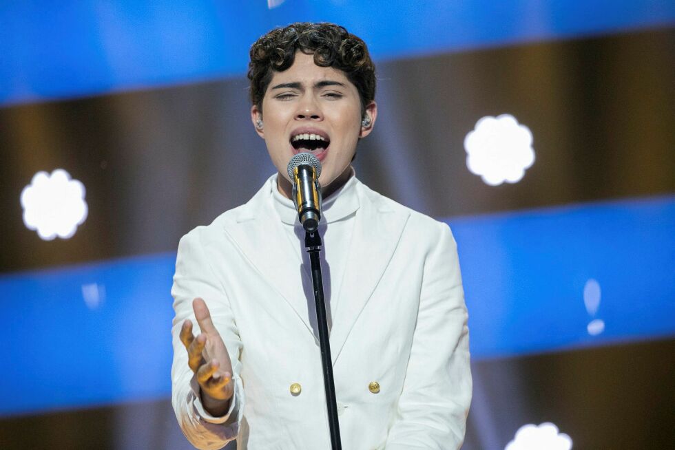 Vegard Bjørsmo (19) grugleder seg til lørdagens opera-sending på Stjernekamp. Foto: Julia Marie Naglestad, NRK