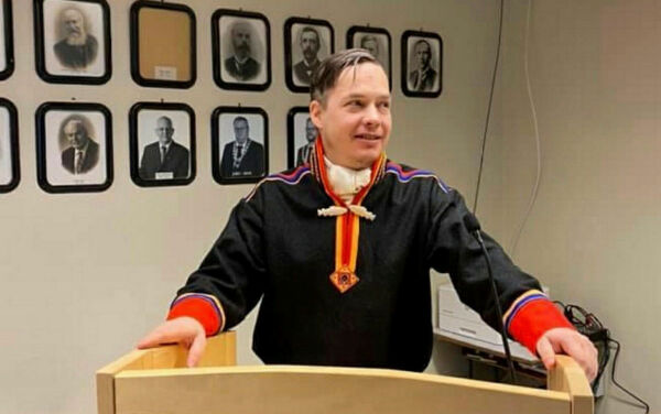 SV setter Cato på topp