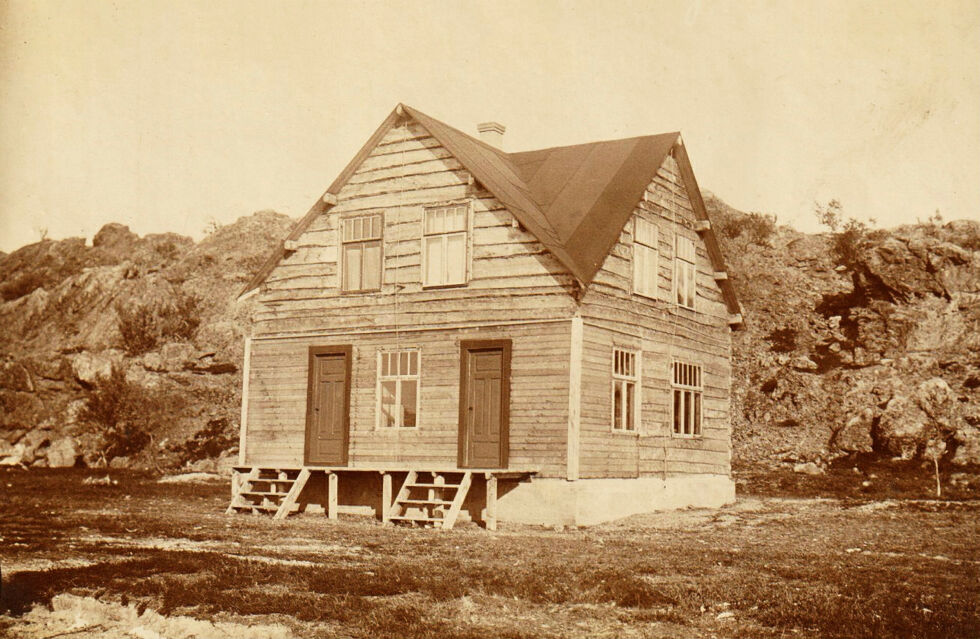 I dette huset ved Hamnbuktveien holdt baker Bertin Andreas Karlsen til.
 Foto: Oswall Arvid Petterson