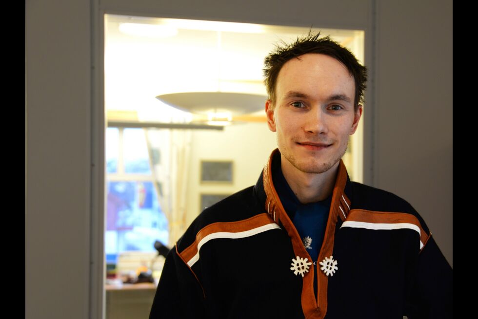 NSRs andrekandidat i Vesthavet valgkrets, Runar Myrnes Balto, inviterer til folkemøte om mulig gruvedrift i hjembygda.
 Foto: Steinar Solaas