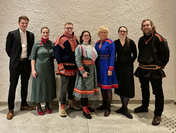 Stø kurs i kraftpolitikken