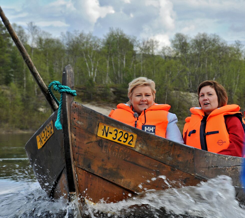 Både norges statsminister, Erna Solberg og sametingspresident Aili Keskitalo har opplevd den vakre Karasjok-dalen på kjøl med varaordfører John Nystad.
 Foto: Stein T Svala