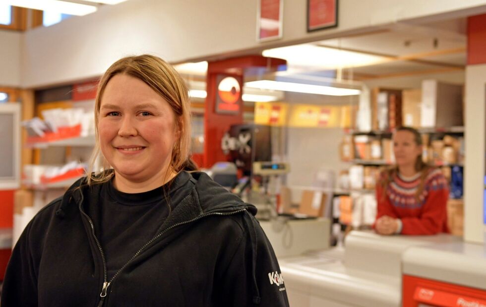 Nina Eriksson er daglig leder og medeier i Lekebingen AS. Hun kan fortelle om en økning i salg på både garn, spill og leker.
 Foto: Irene Andersen