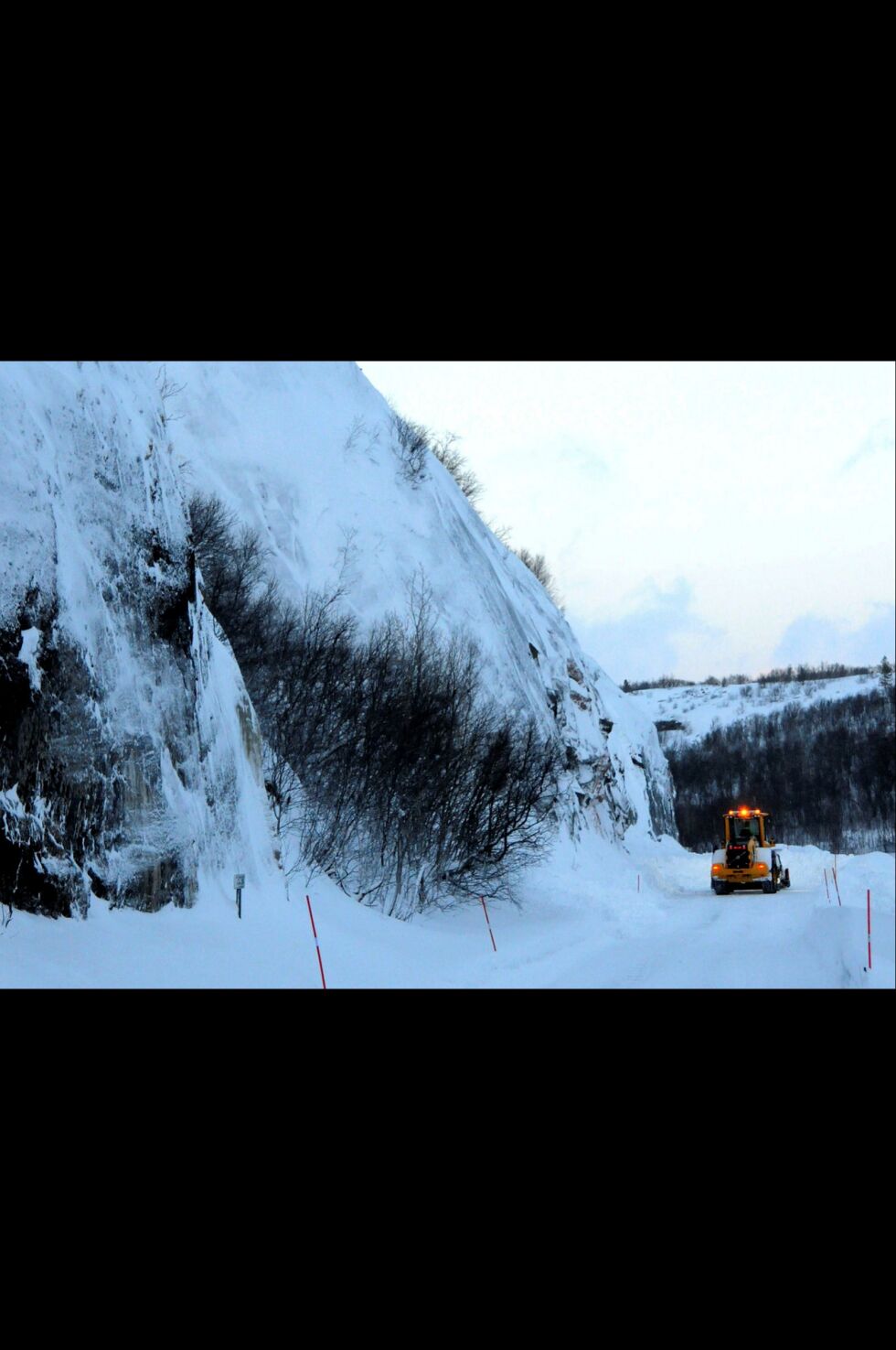 Torsdag kveld gikk det et nytt ras ved Svartaksla, øst for Kirkenes.
 Foto: Hallgeir Henriksen
