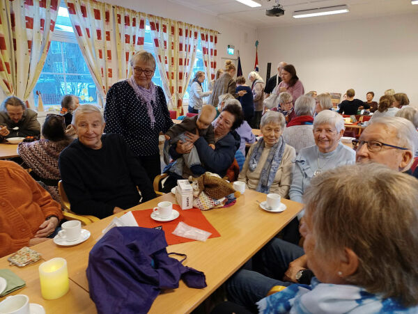 Forening på Frelsesarmeens julemesse