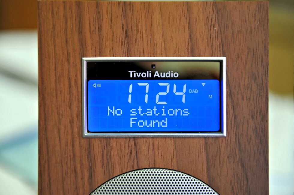 I Berlevåg, Båtsfjord, Indre Porsanger og Vardø blir det ikke lenger mulig å høre Radio Norge på vanlig radio når FM-nettet slukkes.
 Foto: Oddgeir Johansen