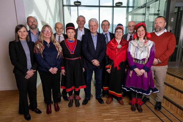 Medlem kritiserer kommisjonen