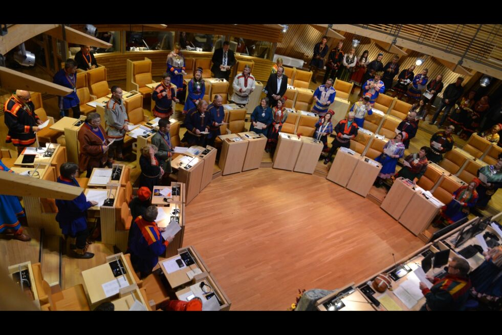 Når det regner på presten drypper det på klokkeren. Sametinget følger lønnsutviklinga på Stortinget.
 Foto: Lars Birger Persen
