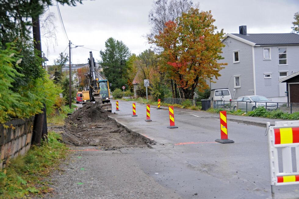 Siste rest av Kirkegårdsveien får nå bredere fortau og smalere vei.
 Foto: Hallgeir Henriksen