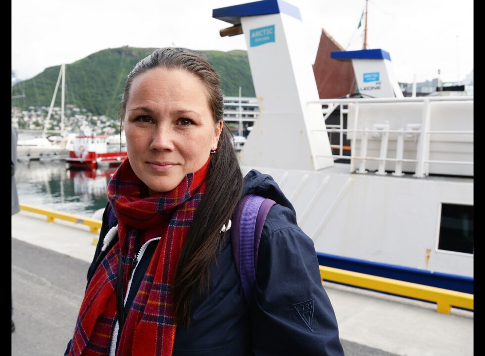 Leder i NRL, Ellinor Marita Jåma, har signert et åttesiders brev til Direktoratet for mineralforvaltning, spekket med henvisninger til folkerett og lovgivning som begrunnelse for hvorfor direktoratet bør avslå søknaden om driftskonsesjon for Nussir.
 Foto: Steinar Solaas