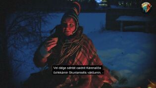 Filbma: Kárenaš-áhkku boahtá Kárášjohkii