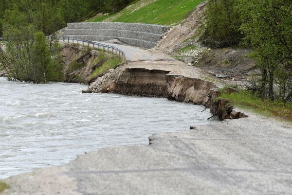 Sterkere innsats mot flom og skred