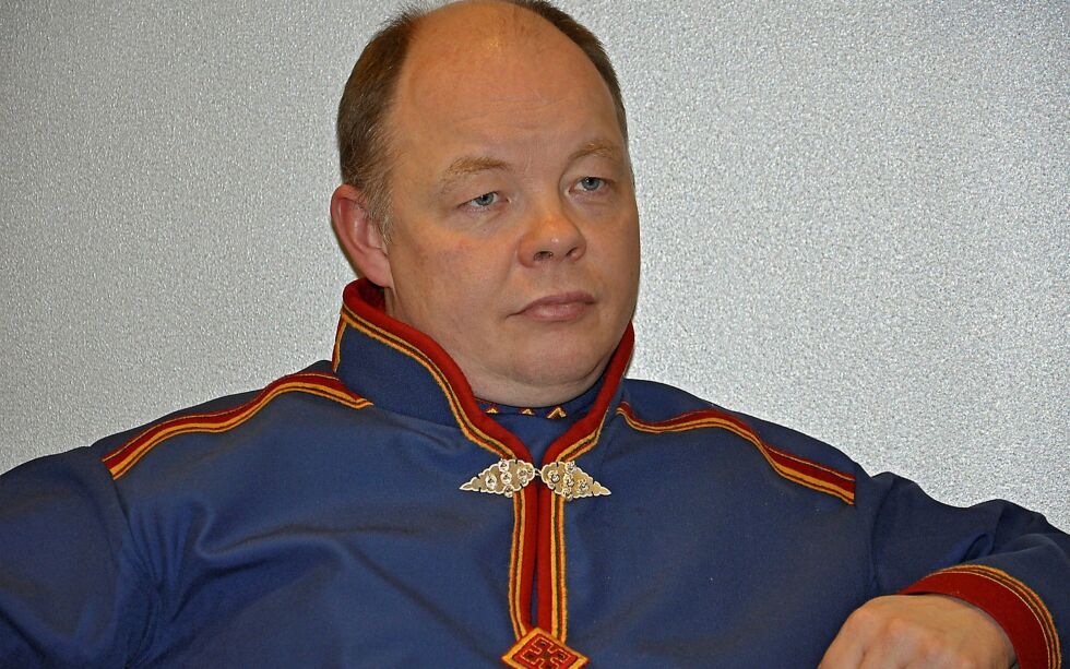 Når forlag søker om litteraturstøtte fra Sametinget er det faktisk politikere som har siste ordet om manus holder mål. Sametingsråd med ansvar for kultur, Henrik Olsen (NSR). Foto: Jan Roger Østby