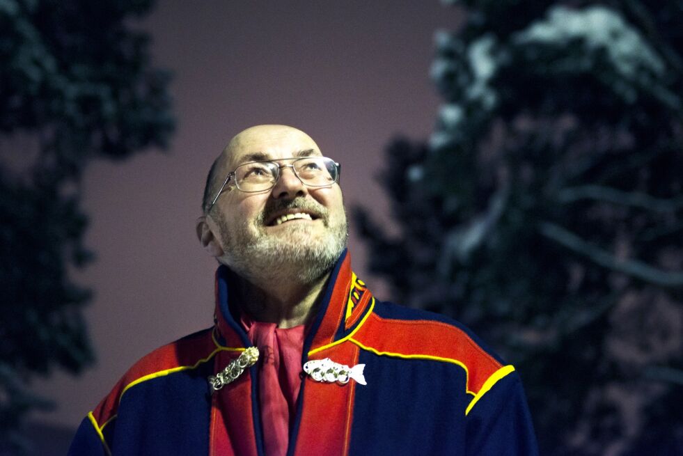 Ingar Eira mottok hedersprisen og stilte i kokelvkofta han selv har vært med på å hente frem igjen.
 Foto: Frøydis Falch Urbye