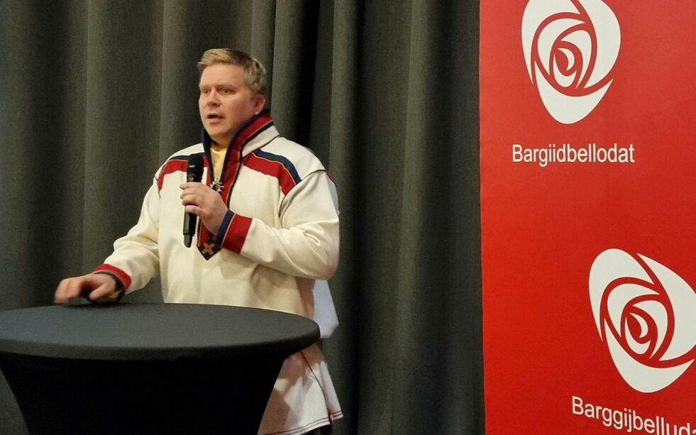 Ronny Wilhelmsen på samepolitisk konferanse.
 Foto: Steinar Solaas